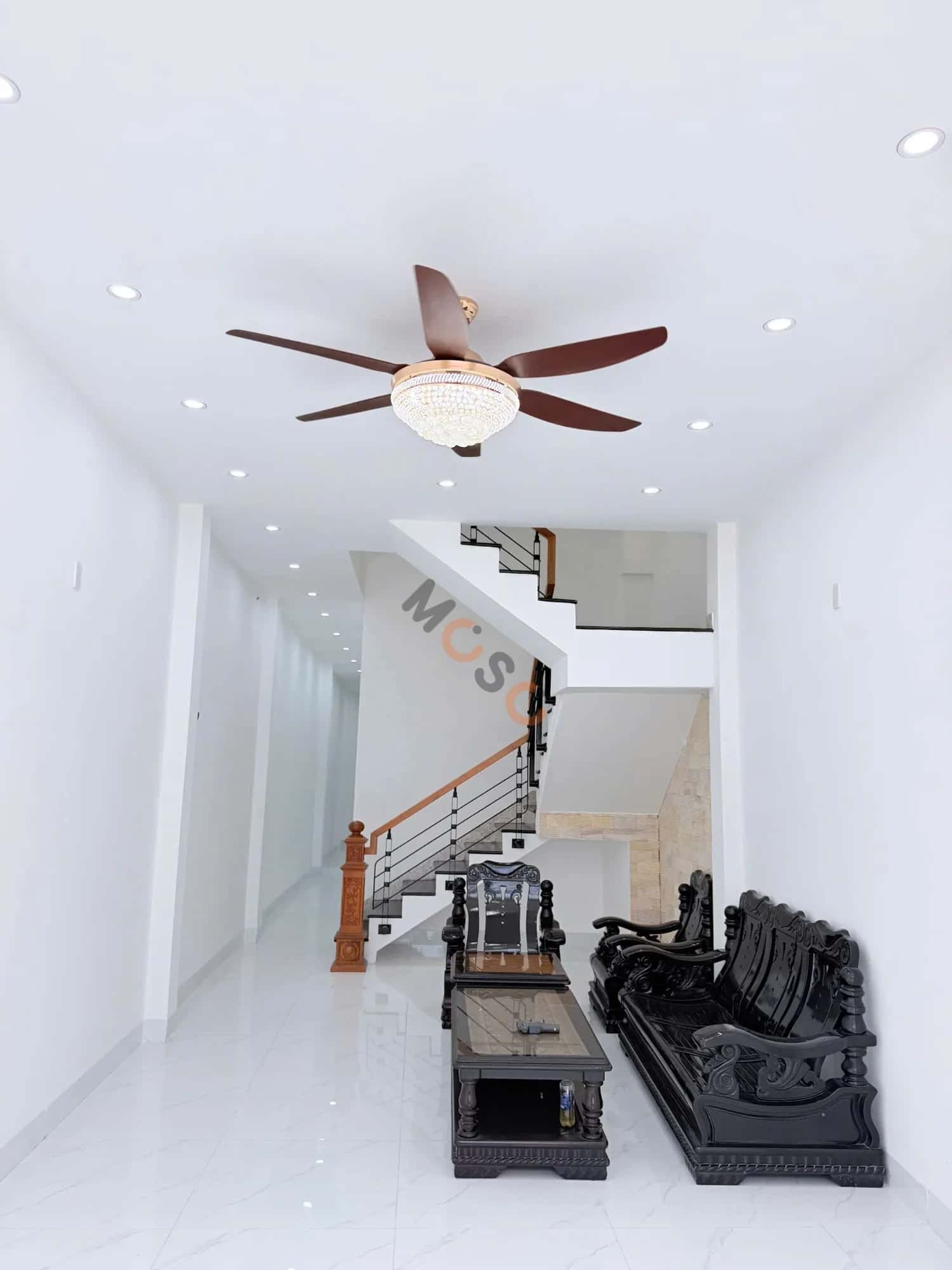 Bán nhà mặt tiền Hoàng Diệu Quận Hải Châu, TP. Đà Nẵng – 8 phòng ngủ, giá 12.8 tỷ — Hình 2 Bán nhà mặt tiền Hoàng Diệu Quận Hải Châu, TP. Đà Nẵng – 8 phòng ngủ, giá 12.8 tỷ — Hình 2