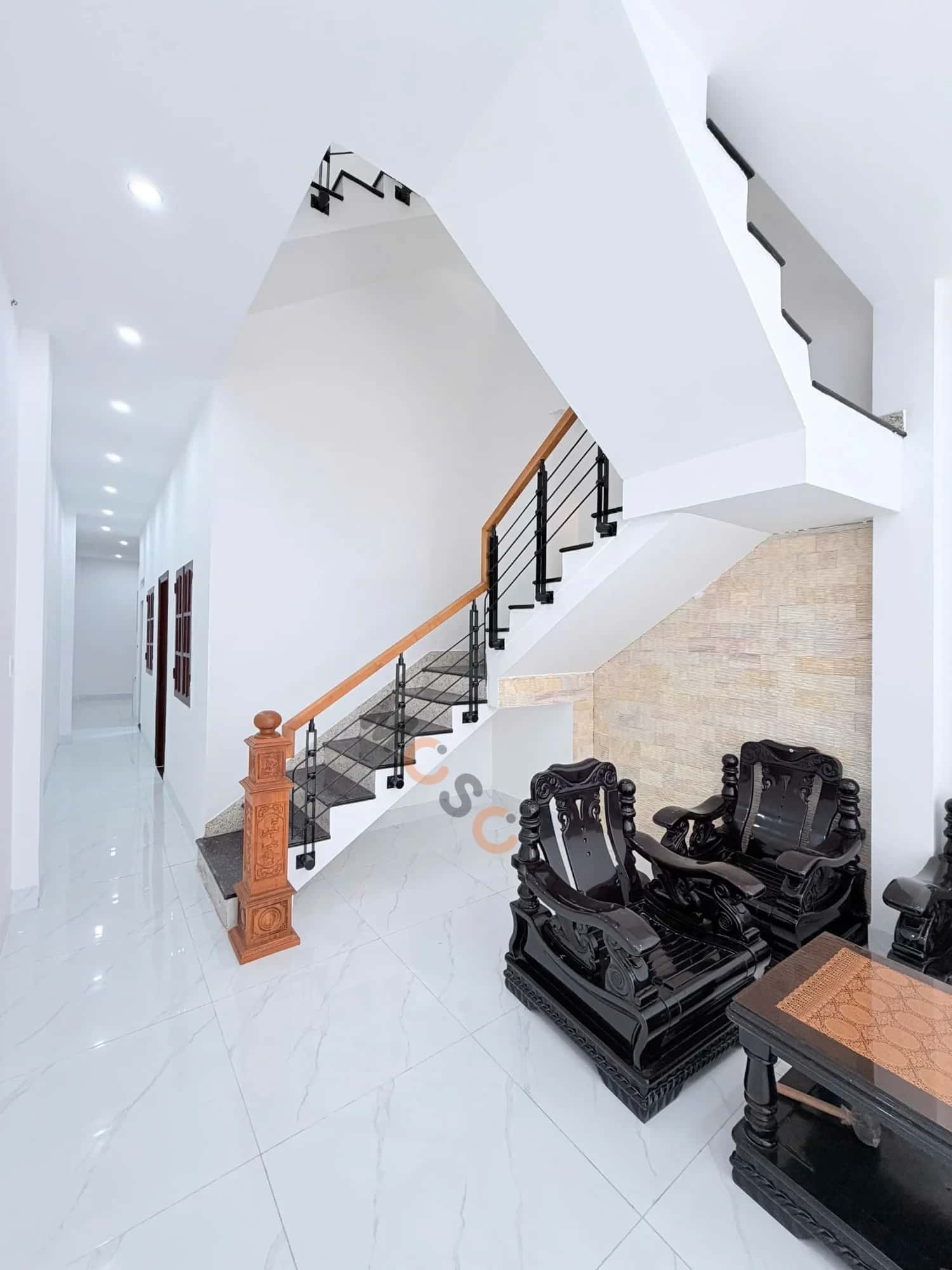 Bán nhà mặt tiền Hoàng Diệu Quận Hải Châu, TP. Đà Nẵng – 8 phòng ngủ, giá 12.8 tỷ — Hình 3 Bán nhà mặt tiền Hoàng Diệu Quận Hải Châu, TP. Đà Nẵng – 8 phòng ngủ, giá 12.8 tỷ — Hình 3