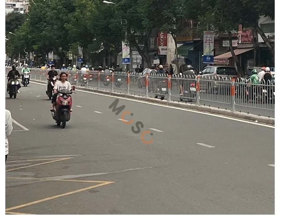 Cho thuê nhà mặt tiền Nguyễn Văn Cừ Quận 1, TP.HCM – giá 22 triệu — Hình 3 Cho thuê nhà mặt tiền Nguyễn Văn Cừ Quận 1, TP.HCM – giá 22 triệu — Hình 3