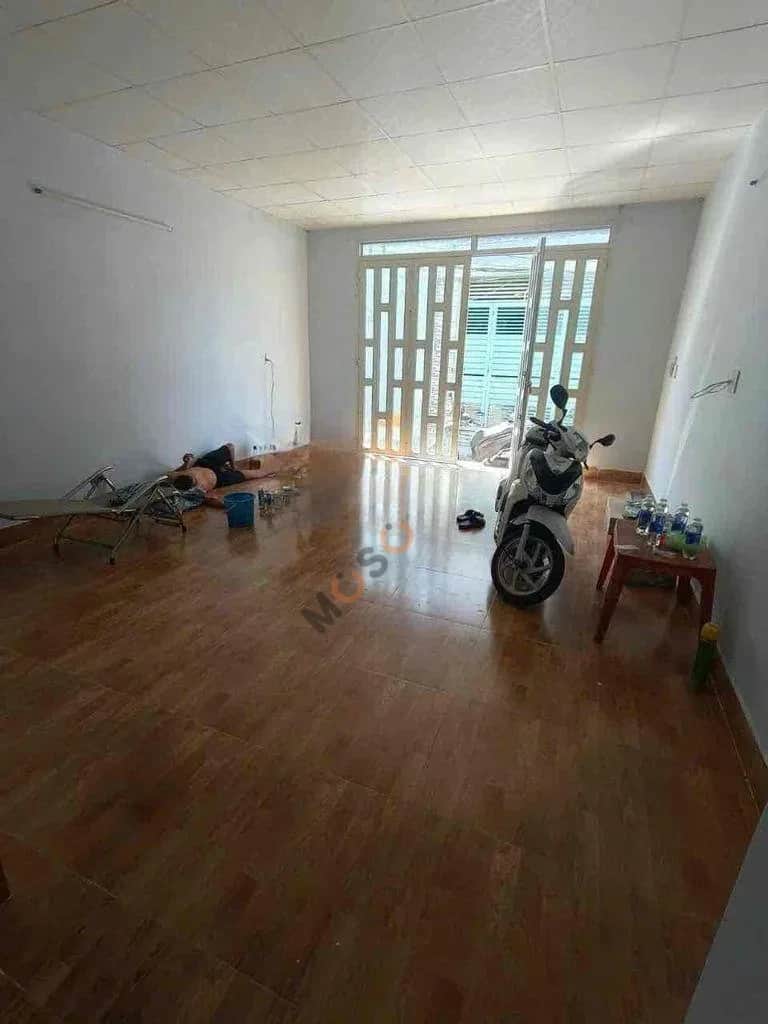 Cho thuê phòng trọ Đường Lê Trọng Tấn Tân Phú, TP.HCM – 3 phòng ngủ, giá 7.5 triệu Cho thuê phòng trọ Đường Lê Trọng Tấn Tân Phú, TP.HCM – 3 phòng ngủ, giá 7.5 triệu