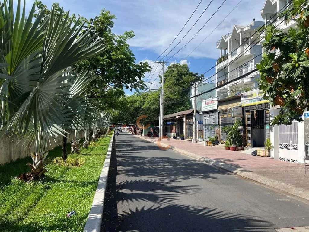 Cho thuê nhà mặt tiền Đường Lưu Hữu Phước Quận 8, TP.HCM – 2 phòng ngủ, giá 20 triệu — Hình 2 Cho thuê nhà mặt tiền Đường Lưu Hữu Phước Quận 8, TP.HCM – 2 phòng ngủ, giá 20 triệu — Hình 2