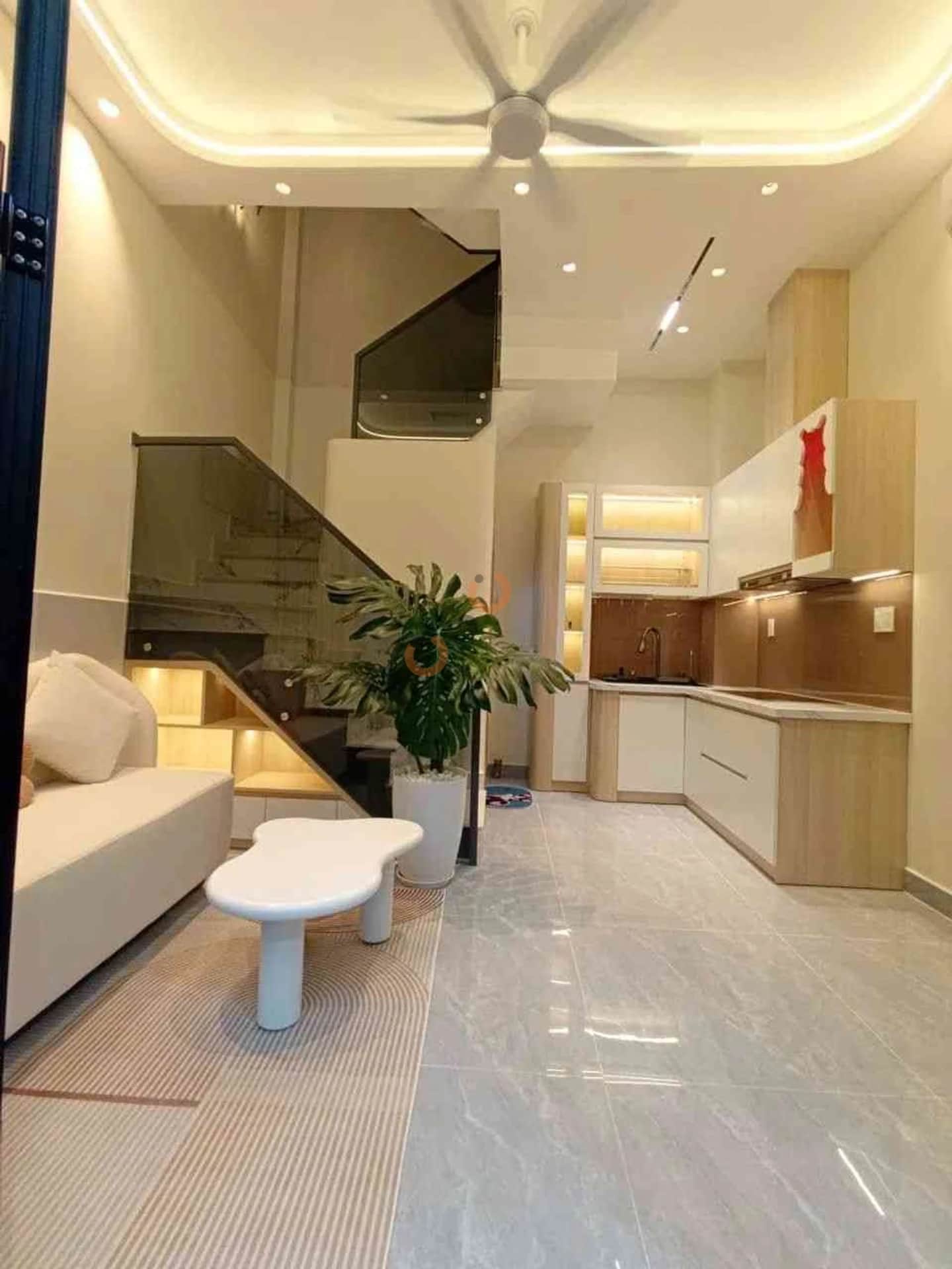Bán nhà hẻm Lê thúc hoạch Quận Bình Tân, TP.HCM – 2 phòng ngủ, giá 4.3 tỷ Bán nhà hẻm Lê thúc hoạch Quận Bình Tân, TP.HCM – 2 phòng ngủ, giá 4.3 tỷ