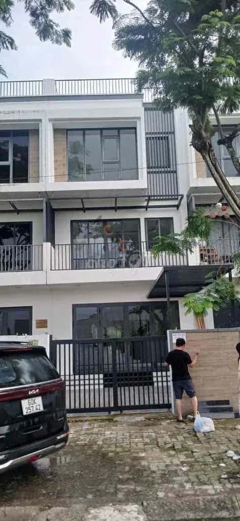 Cho thuê nhà hẻm Lã Xuân Oai Quận 9 cũ, TP.HCM – 4 phòng ngủ, giá 13 triệu — Hình 2 Cho thuê nhà hẻm Lã Xuân Oai Quận 9 cũ, TP.HCM – 4 phòng ngủ, giá 13 triệu — Hình 2