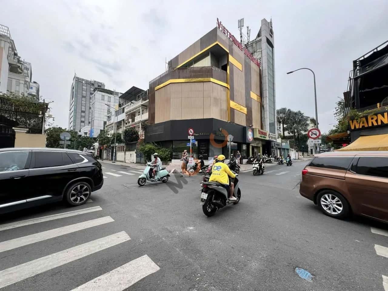 Bán nhà mặt tiền Phan Kế Bính Quận 1, TP.HCM – 3 phòng ngủ, giá 88 tỷ — Hình 3 Bán nhà mặt tiền Phan Kế Bính Quận 1, TP.HCM – 3 phòng ngủ, giá 88 tỷ — Hình 3