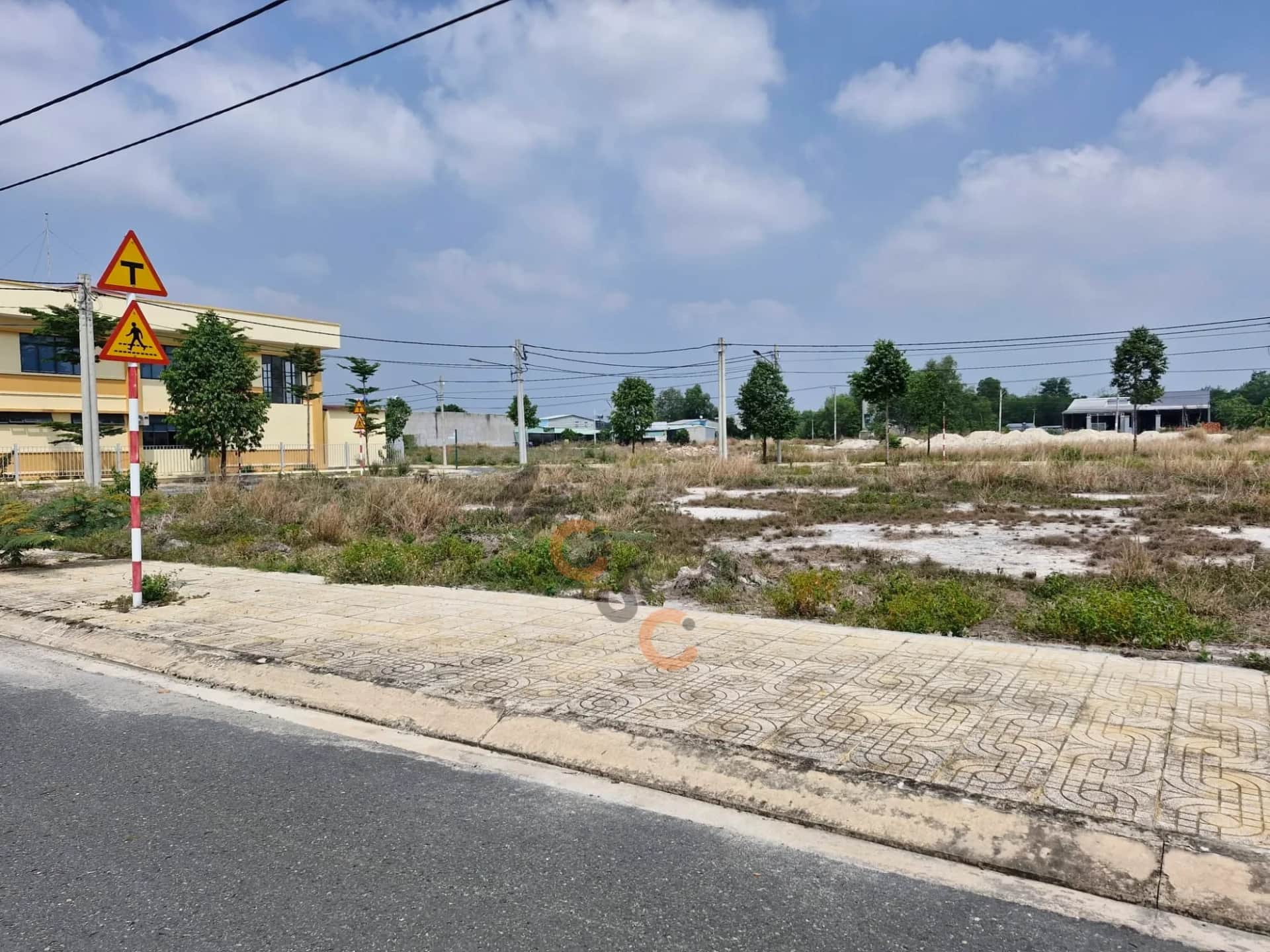 Bán đất đường D14 Thị xã Chơn Thành, Bình Phước – giá 720 triệu Bán đất đường D14 Thị xã Chơn Thành, Bình Phước – giá 720 triệu