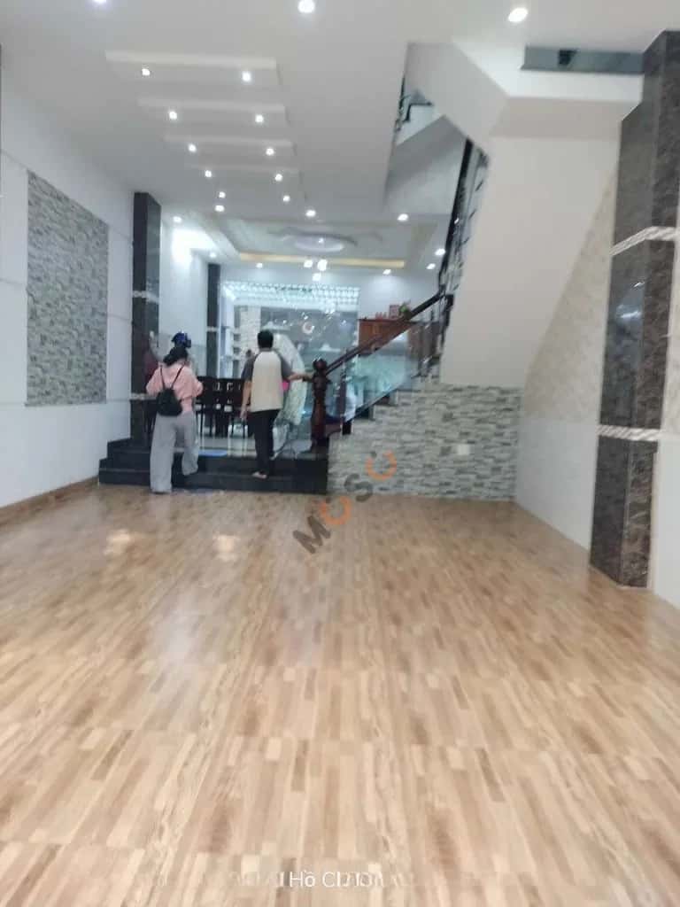 Cho thuê nhà hẻm Đường Đào Trí Quận 7, TP.HCM – 3 phòng ngủ, giá 22 triệu — Hình 2 Cho thuê nhà hẻm Đường Đào Trí Quận 7, TP.HCM – 3 phòng ngủ, giá 22 triệu — Hình 2