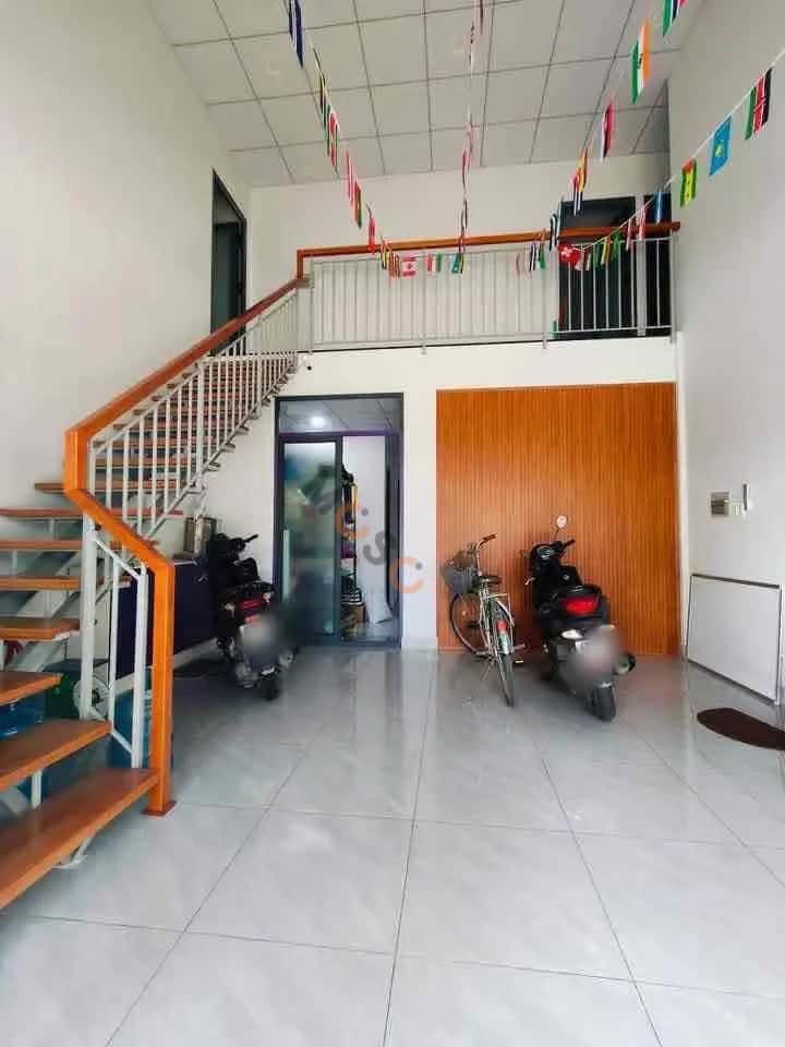 Cho thuê nhà mặt tiền đường 15 Quận 9 cũ, Ho Chi Minh – 4 phòng ngủ, giá 11 triệu — Hình 3 Cho thuê nhà mặt tiền đường 15 Quận 9 cũ, Ho Chi Minh – 4 phòng ngủ, giá 11 triệu — Hình 3