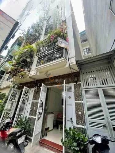Cho thuê nhà hẻm Ngõ tập thể H5 Nguyễn Công Trứ Hai Bà Trưng, Hà Nội – 3 phòng ngủ, giá 13.5 triệu Cho thuê nhà hẻm Ngõ tập thể H5 Nguyễn Công Trứ Hai Bà Trưng, Hà Nội – 3 phòng ngủ, giá 13.5 triệu