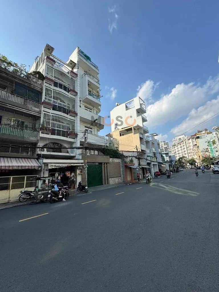 Cho thuê nhà mặt tiền Tuệ Tĩnh Quận 11, TP.HCM – 6 phòng ngủ, giá 30 triệu Cho thuê nhà mặt tiền Tuệ Tĩnh Quận 11, TP.HCM – 6 phòng ngủ, giá 30 triệu