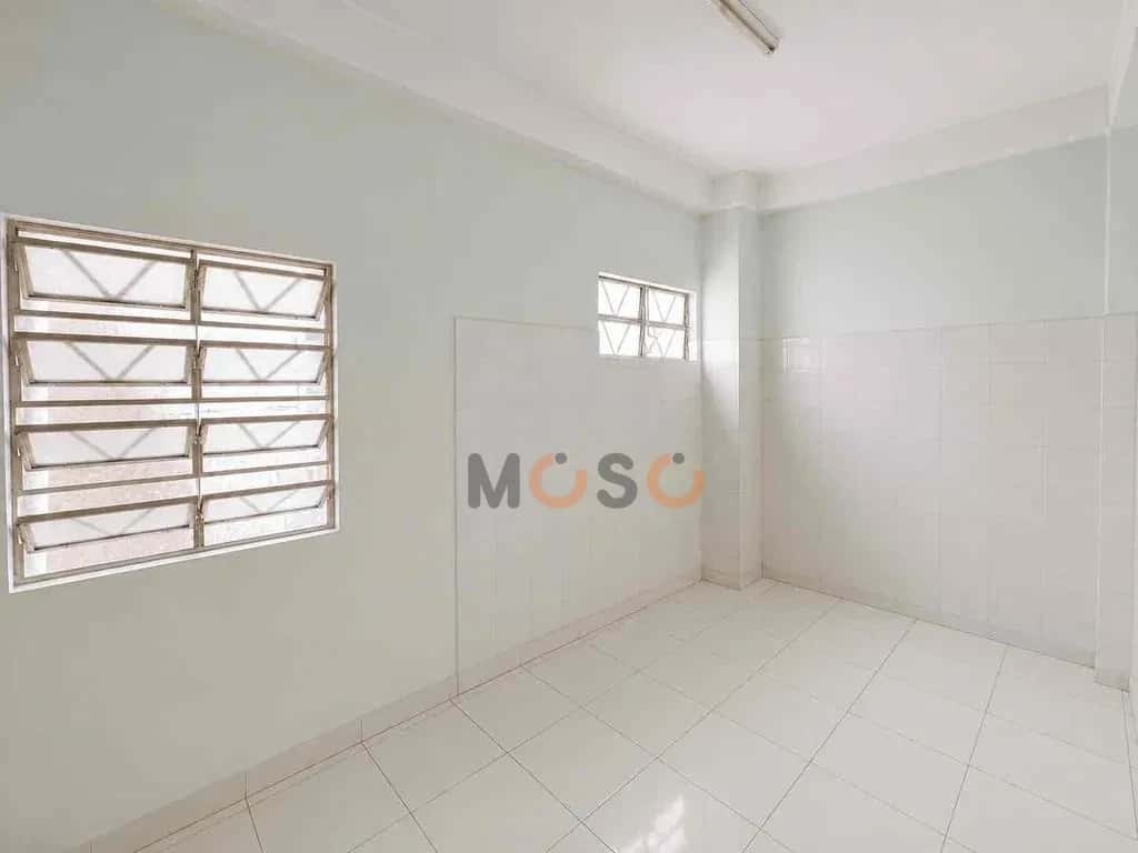Cho thuê nhà mặt tiền Tuệ Tĩnh Quận 11, TP.HCM – 6 phòng ngủ, giá 30 triệu — Hình 3 Cho thuê nhà mặt tiền Tuệ Tĩnh Quận 11, TP.HCM – 6 phòng ngủ, giá 30 triệu — Hình 3