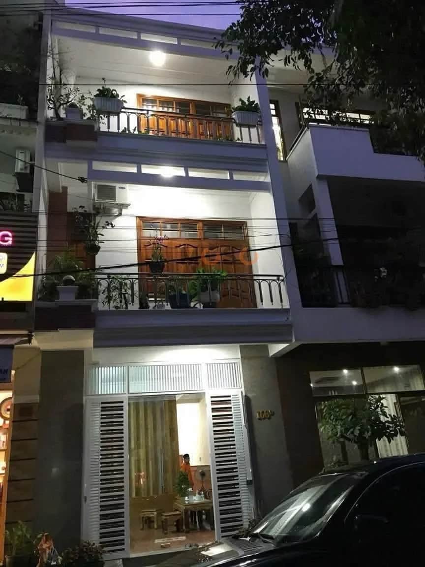 Bán nhà mặt tiền đường Hoàng Văn Thụ Thành phố Nha Trang, Khánh Hòa – 4 phòng ngủ, giá 11 tỷ Bán nhà mặt tiền đường Hoàng Văn Thụ Thành phố Nha Trang, Khánh Hòa – 4 phòng ngủ, giá 11 tỷ