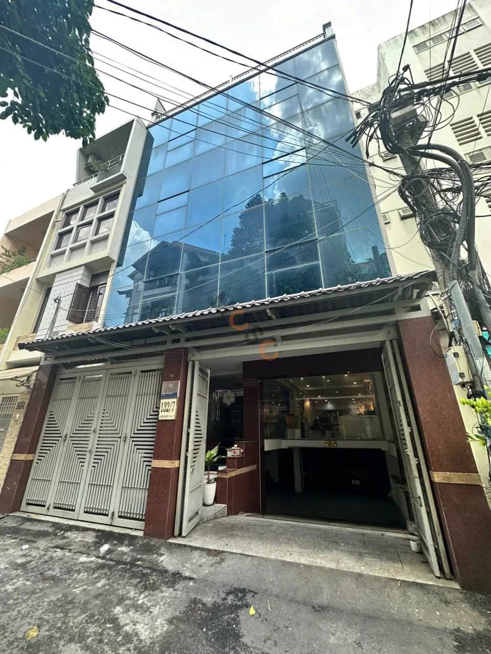 Cho thuê nhà mặt tiền Vườn Chuối Quận 3, TP.HCM – 1 phòng ngủ, giá 110 triệu Cho thuê nhà mặt tiền Vườn Chuối Quận 3, TP.HCM – 1 phòng ngủ, giá 110 triệu