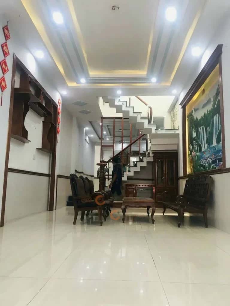 Cho thuê nhà mặt tiền Hoa Lan Phú Nhuận, TP.HCM – 6 phòng ngủ, giá 28 triệu — Hình 2 Cho thuê nhà mặt tiền Hoa Lan Phú Nhuận, TP.HCM – 6 phòng ngủ, giá 28 triệu — Hình 2