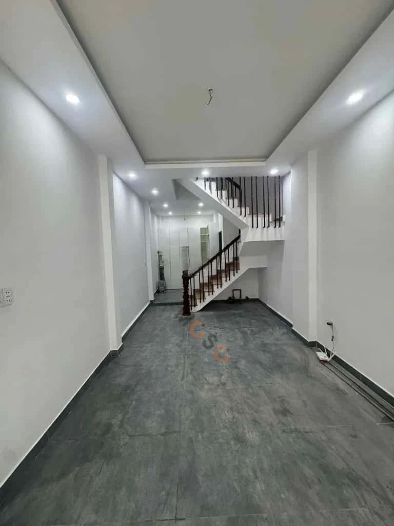 Cho thuê nhà mặt tiền Đường Đội Cung Quận 11, TP.HCM – 5 phòng ngủ, giá 20 triệu — Hình 2 Cho thuê nhà mặt tiền Đường Đội Cung Quận 11, TP.HCM – 5 phòng ngủ, giá 20 triệu — Hình 2