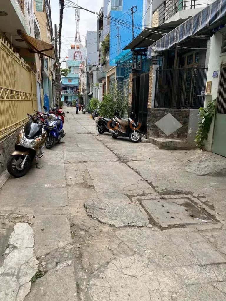 Cho thuê nhà hẻm Đường Bình Tiên Quận 6, TP.HCM – 4 phòng ngủ, giá 12 triệu — Hình 2 Cho thuê nhà hẻm Đường Bình Tiên Quận 6, TP.HCM – 4 phòng ngủ, giá 12 triệu — Hình 2