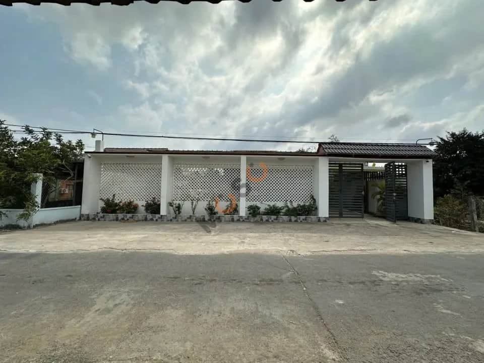 Bán nhà mặt tiền Lê Minh Xuân Thành phố Tân An, Long An – 3 phòng ngủ, giá 3.8 tỷ Bán nhà mặt tiền Lê Minh Xuân Thành phố Tân An, Long An – 3 phòng ngủ, giá 3.8 tỷ