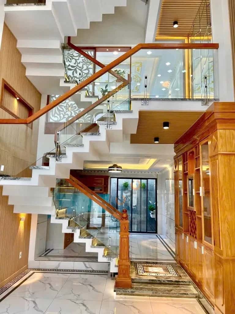 Cho thuê nhà hẻm Đường Số 1 Quận Bình Tân, TP.HCM – 6 phòng ngủ, giá 18 triệu — Hình 2 Cho thuê nhà hẻm Đường Số 1 Quận Bình Tân, TP.HCM – 6 phòng ngủ, giá 18 triệu — Hình 2