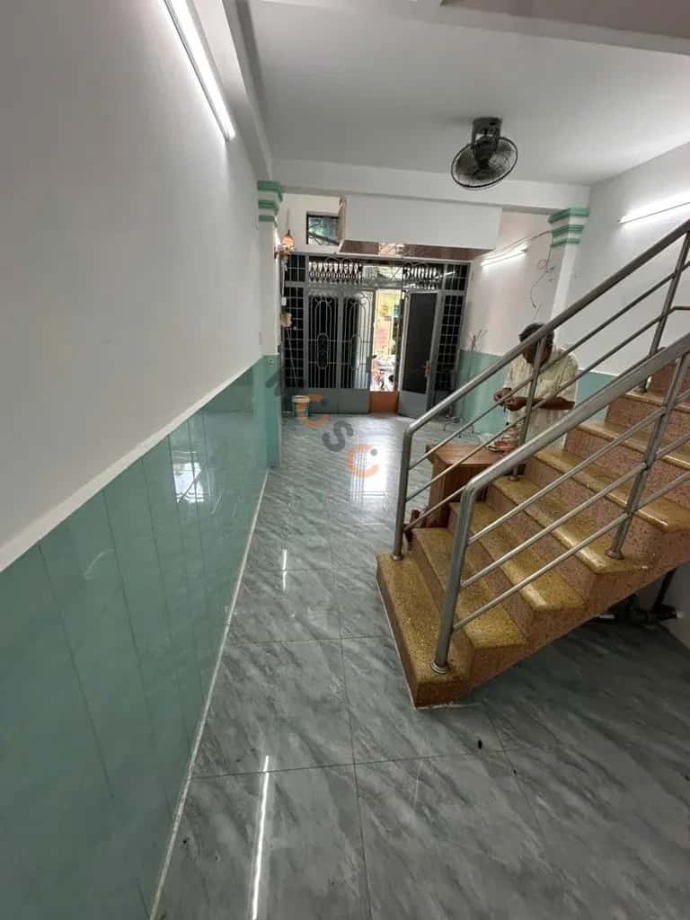 Cho thuê nhà hẻm Đường Hàn Hải Nguyên Quận 11, TP.HCM – 5 phòng ngủ, giá 14 triệu — Hình 3 Cho thuê nhà hẻm Đường Hàn Hải Nguyên Quận 11, TP.HCM – 5 phòng ngủ, giá 14 triệu — Hình 3