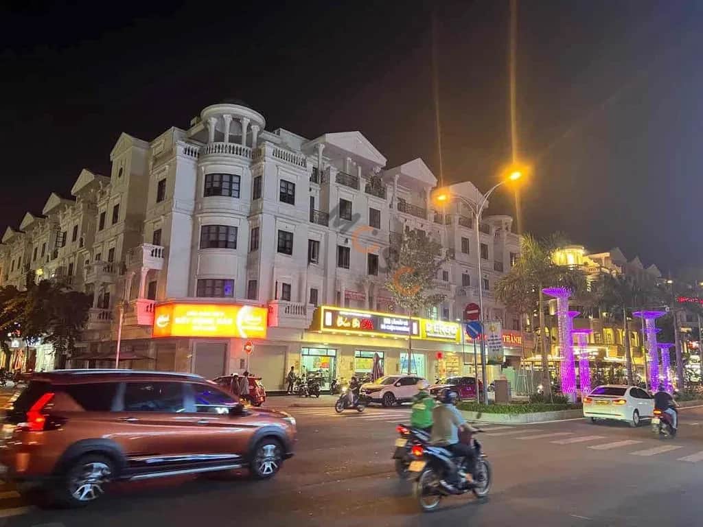 Cho thuê nhà mặt tiền Hẻm 204 Gò Vấp, TP.HCM – 8 phòng ngủ, giá 55 triệu Cho thuê nhà mặt tiền Hẻm 204 Gò Vấp, TP.HCM – 8 phòng ngủ, giá 55 triệu