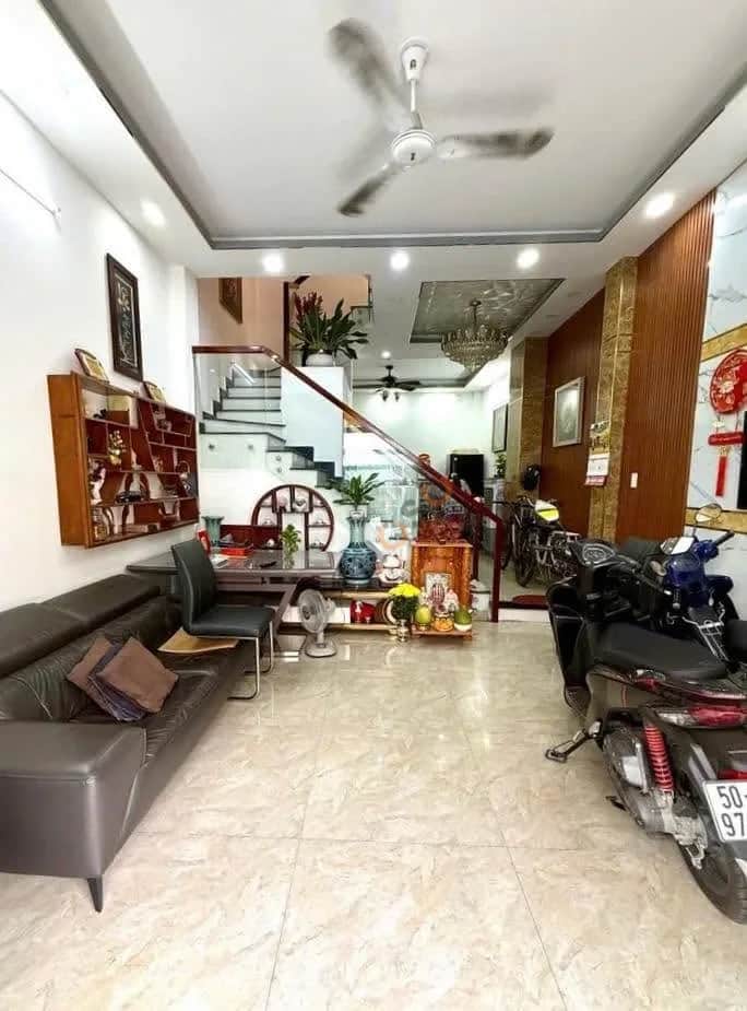 Bán nhà mặt tiền Bùi Thế Mỹ Quận Tân Bình, TP.HCM – 4 phòng ngủ, giá 8.5 tỷ Bán nhà mặt tiền Bùi Thế Mỹ Quận Tân Bình, TP.HCM – 4 phòng ngủ, giá 8.5 tỷ