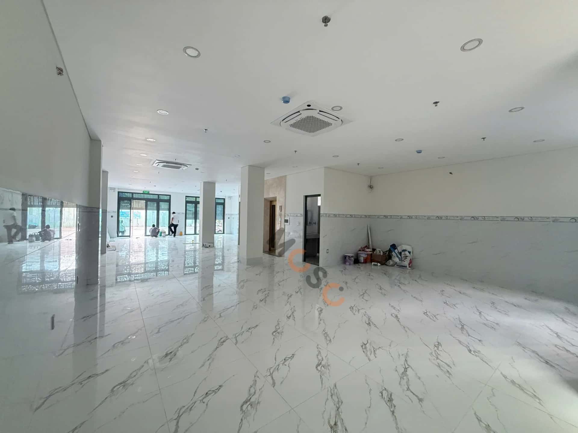 Cho thuê nhà mặt tiền Nguyễn Gia Trí Quận Bình Thạnh, TP.HCM – 1 phòng ngủ, giá 100 triệu — Hình 2 Cho thuê nhà mặt tiền Nguyễn Gia Trí Quận Bình Thạnh, TP.HCM – 1 phòng ngủ, giá 100 triệu — Hình 2