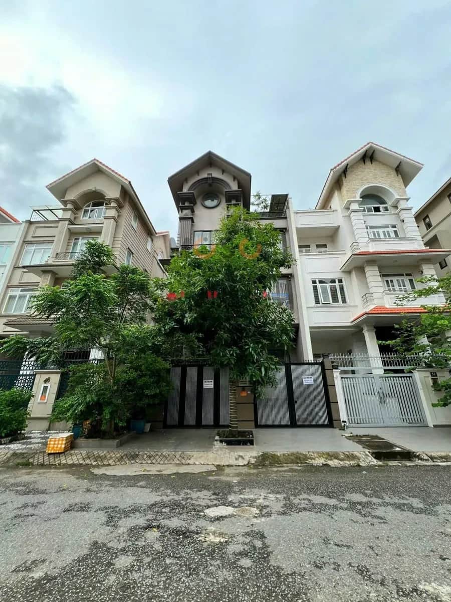 Cho thuê nhà hẻm Đường Nguyễn Văn Linh Quận 7, TP.HCM – 6 phòng ngủ, giá 90 triệu Cho thuê nhà hẻm Đường Nguyễn Văn Linh Quận 7, TP.HCM – 6 phòng ngủ, giá 90 triệu