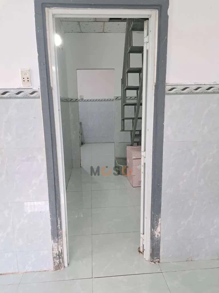 Cho thuê nhà hẻm Đường 24 Thủ Đức, TP.HCM – 3 phòng ngủ, giá 7 triệu — Hình 2 Cho thuê nhà hẻm Đường 24 Thủ Đức, TP.HCM – 3 phòng ngủ, giá 7 triệu — Hình 2