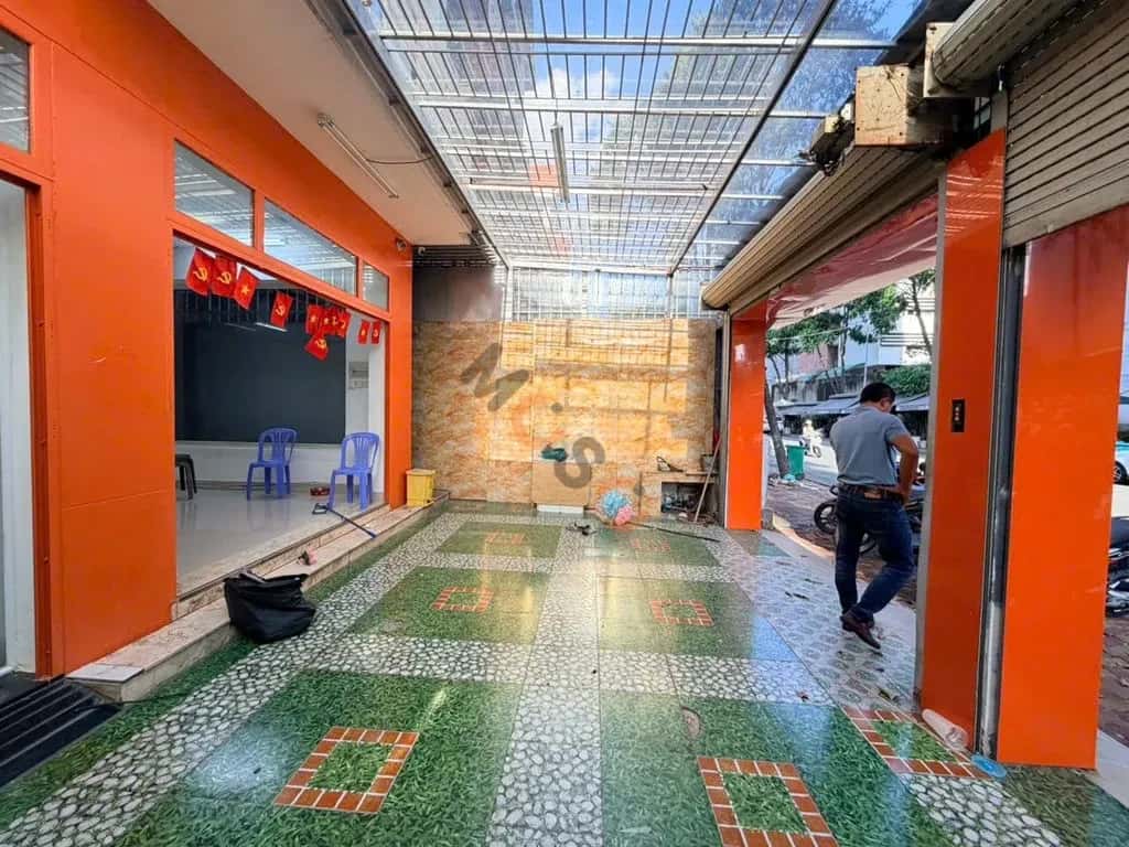 Cho thuê nhà hẻm phan văn Trị Gò Vấp, Ho Chi Minh – 5 phòng ngủ, giá 27 triệu — Hình 2 Cho thuê nhà hẻm phan văn Trị Gò Vấp, Ho Chi Minh – 5 phòng ngủ, giá 27 triệu — Hình 2