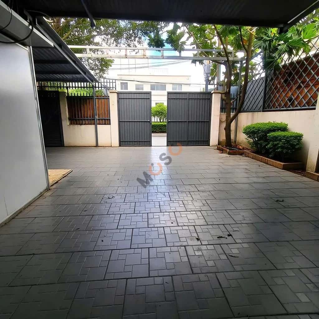 Cho thuê nhà mặt tiền Hẻm 368 Huyện Hóc Môn, TP.HCM – 3 phòng ngủ, giá 15 triệu — Hình 3 Cho thuê nhà mặt tiền Hẻm 368 Huyện Hóc Môn, TP.HCM – 3 phòng ngủ, giá 15 triệu — Hình 3