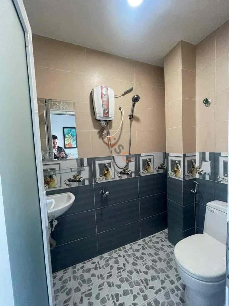 Cho thuê nhà mặt tiền Quốc lộ 13 Quận Bình Thạnh, TP.HCM – 10 phòng ngủ, giá 65 triệu — Hình 2 Cho thuê nhà mặt tiền Quốc lộ 13 Quận Bình Thạnh, TP.HCM – 10 phòng ngủ, giá 65 triệu — Hình 2