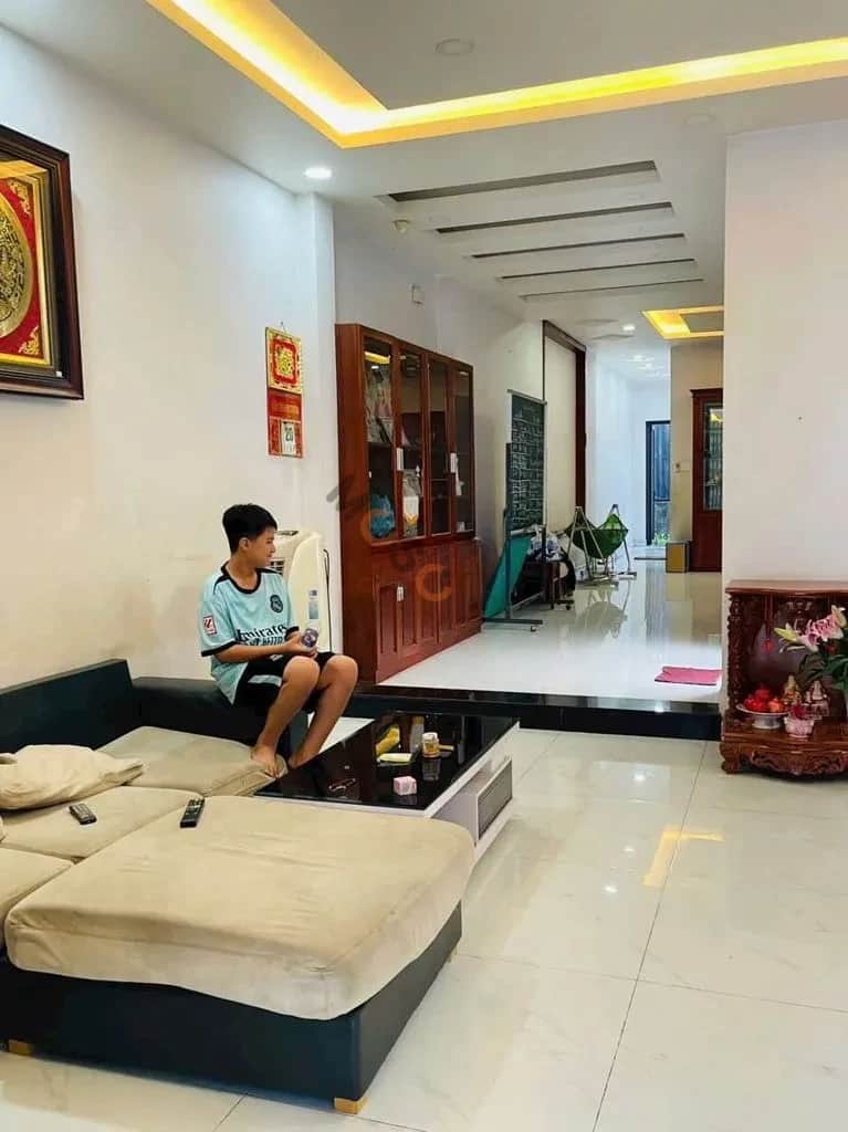 Cho thuê nhà mặt tiền mach thị liễu Thành phố Dĩ An, Ho Chi Minh – 4 phòng ngủ, giá 13 triệu Cho thuê nhà mặt tiền mach thị liễu Thành phố Dĩ An, Ho Chi Minh – 4 phòng ngủ, giá 13 triệu