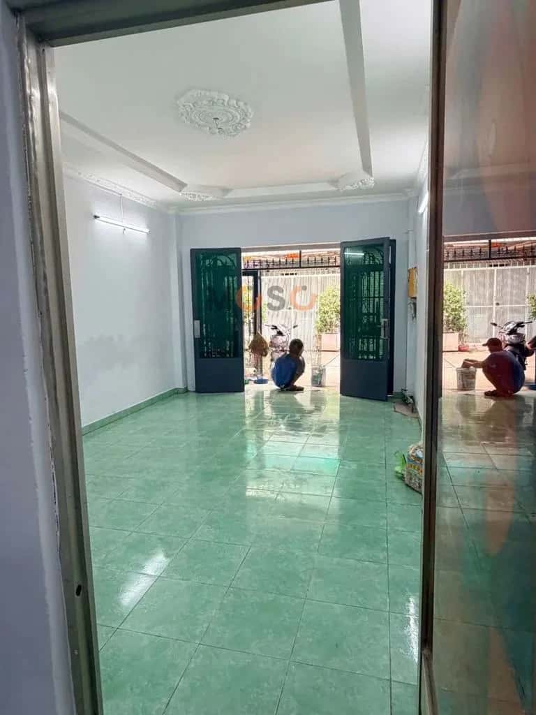 Cho thuê nhà hẻm Đường Minh Phụng Quận 11, TP.HCM – 4 phòng ngủ, giá 14 triệu — Hình 2 Cho thuê nhà hẻm Đường Minh Phụng Quận 11, TP.HCM – 4 phòng ngủ, giá 14 triệu — Hình 2