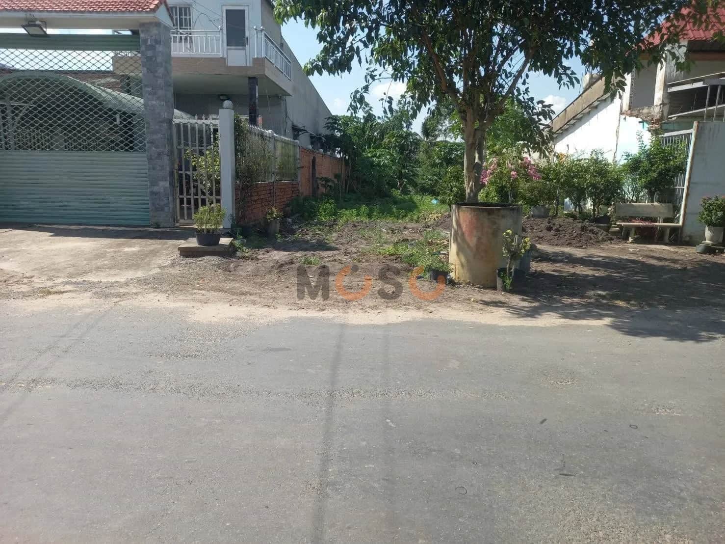 Bán đất Giồng Lớn Huyện Đức Hòa, Long An – giá 1.9 tỷ Bán đất Giồng Lớn Huyện Đức Hòa, Long An – giá 1.9 tỷ