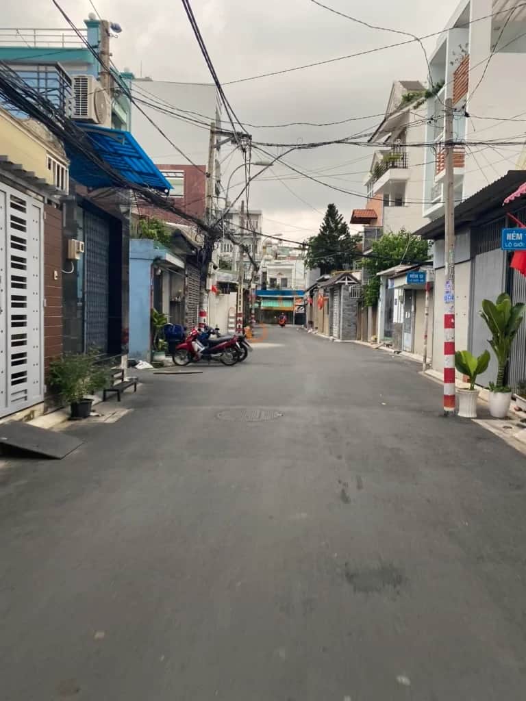 Bán nhà hẻm Lý Tuệ Quận Tân Phú, TP.HCM – 3 phòng ngủ, giá 5 tỷ Bán nhà hẻm Lý Tuệ Quận Tân Phú, TP.HCM – 3 phòng ngủ, giá 5 tỷ