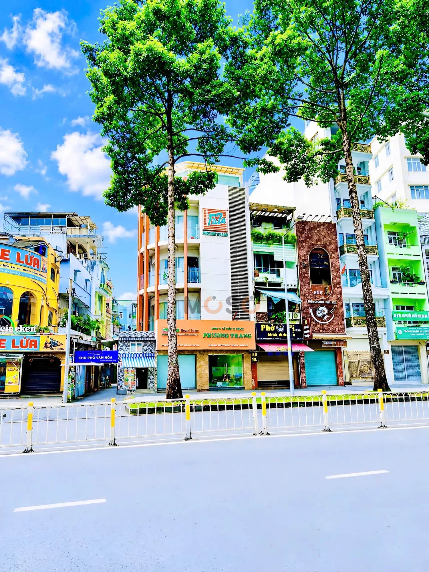 Cho thuê nhà mặt tiền Trần Hưng Đạo Quận 1, TP.HCM – 1 phòng ngủ, giá 150 triệu Cho thuê nhà mặt tiền Trần Hưng Đạo Quận 1, TP.HCM – 1 phòng ngủ, giá 150 triệu