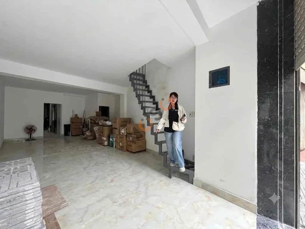 Cho thuê nhà mặt tiền Đường Trần Bình Trọng Quận 5, TP.HCM – giá 30 triệu Cho thuê nhà mặt tiền Đường Trần Bình Trọng Quận 5, TP.HCM – giá 30 triệu