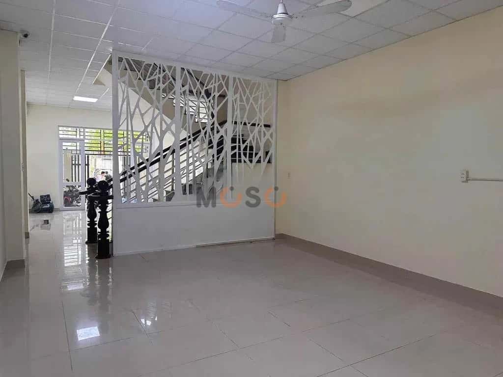 Cho thuê nhà hẻm Đường 1 Thành phố Thủ Dầu Một, TP.HCM – 4 phòng ngủ, giá 14 triệu — Hình 3 Cho thuê nhà hẻm Đường 1 Thành phố Thủ Dầu Một, TP.HCM – 4 phòng ngủ, giá 14 triệu — Hình 3