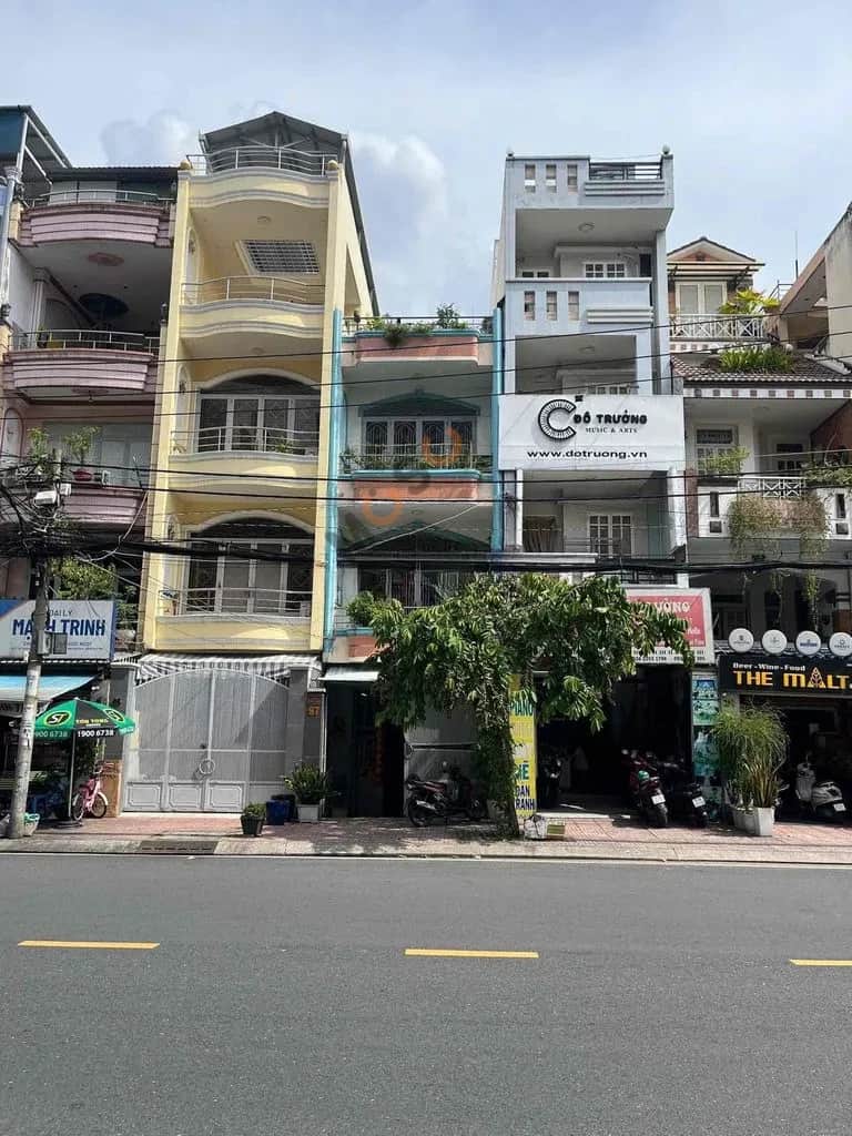 Cho thuê nhà mặt tiền Quận 6, Ho Chi Minh – 4 phòng ngủ, giá 20 triệu Cho thuê nhà mặt tiền Quận 6, Ho Chi Minh – 4 phòng ngủ, giá 20 triệu