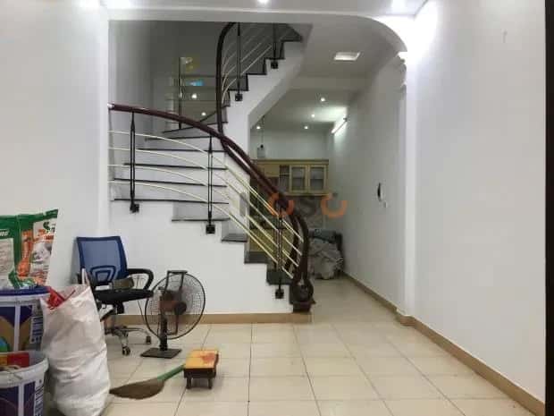Cho thuê nhà hẻm Đê la Thành Ô Chợ Dừa, Hà Nội – 4 phòng ngủ, giá 12 triệu — Hình 2 Cho thuê nhà hẻm Đê la Thành Ô Chợ Dừa, Hà Nội – 4 phòng ngủ, giá 12 triệu — Hình 2