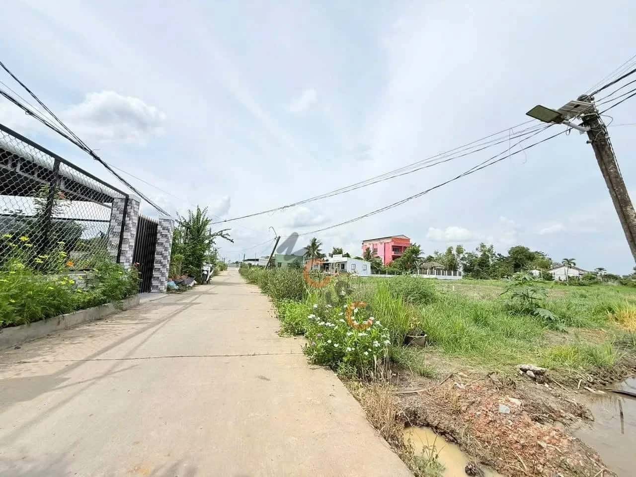 Bán đất đường Ấp Lộc Trung Huyện Cần Giuộc, Long An – giá 700 triệu — Hình 2 Bán đất đường Ấp Lộc Trung Huyện Cần Giuộc, Long An – giá 700 triệu — Hình 2