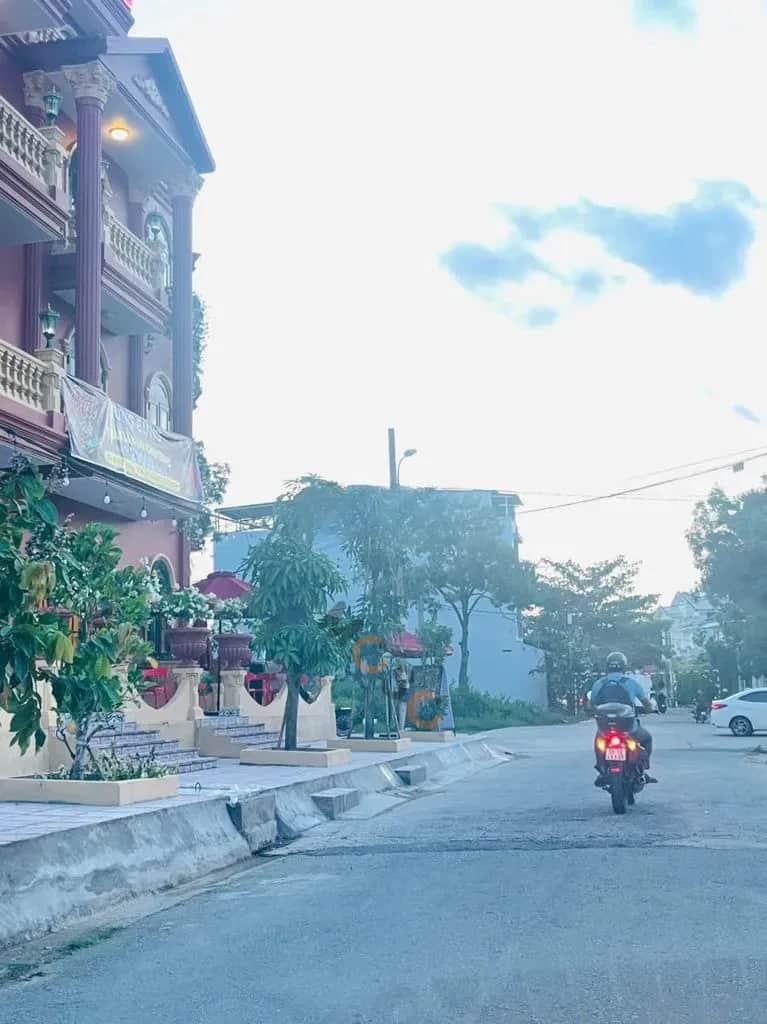 Cho thuê đất Đường Phạm Hùng Yên Hòa, Hà Nội – giá 6 triệu Cho thuê đất Đường Phạm Hùng Yên Hòa, Hà Nội – giá 6 triệu