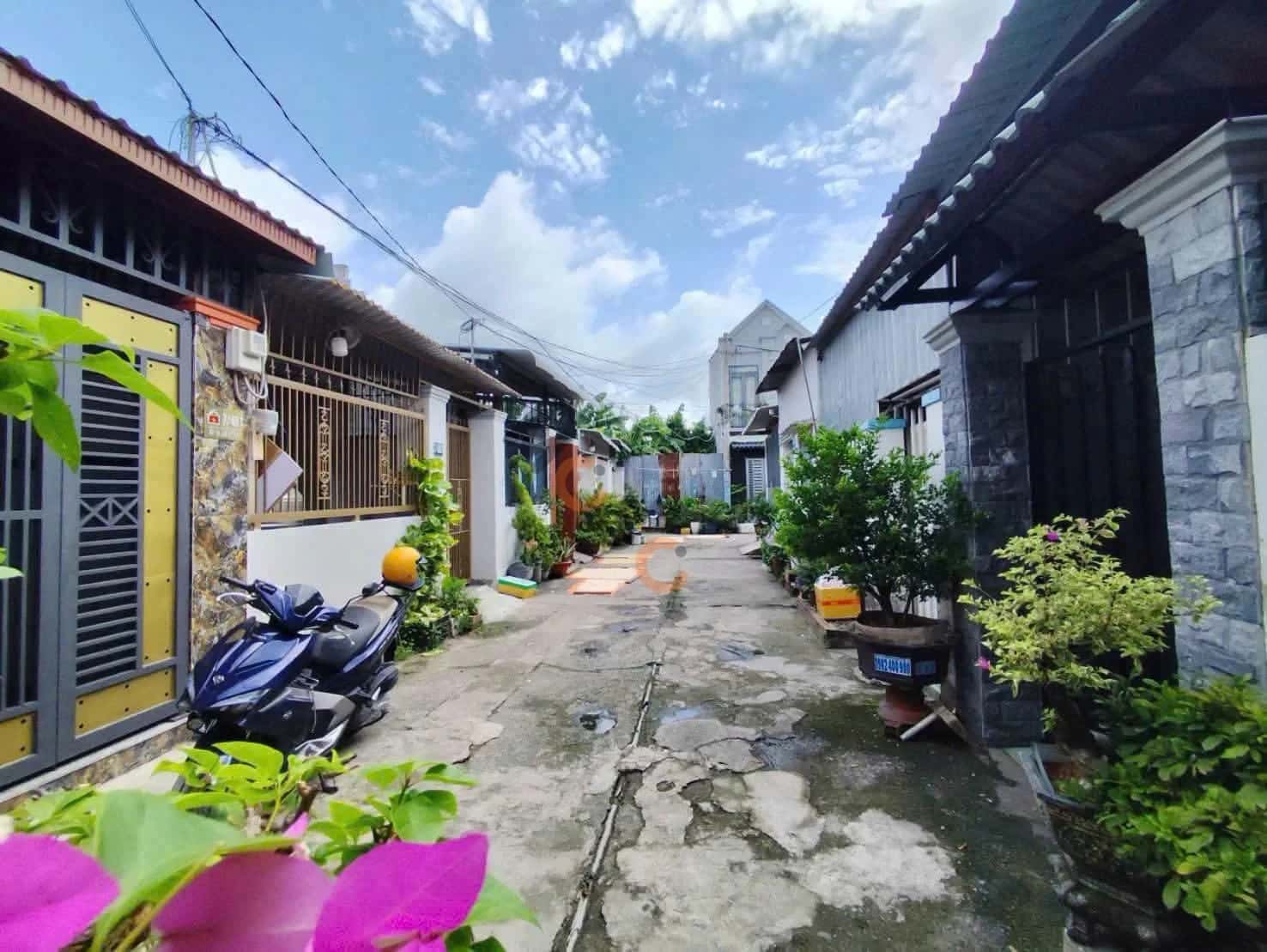 Bán nhà mặt tiền Đường Võ Thị Hồi Huyện Hóc Môn, TP.HCM – 3 phòng ngủ, giá 4 tỷ — Hình 2 Bán nhà mặt tiền Đường Võ Thị Hồi Huyện Hóc Môn, TP.HCM – 3 phòng ngủ, giá 4 tỷ — Hình 2