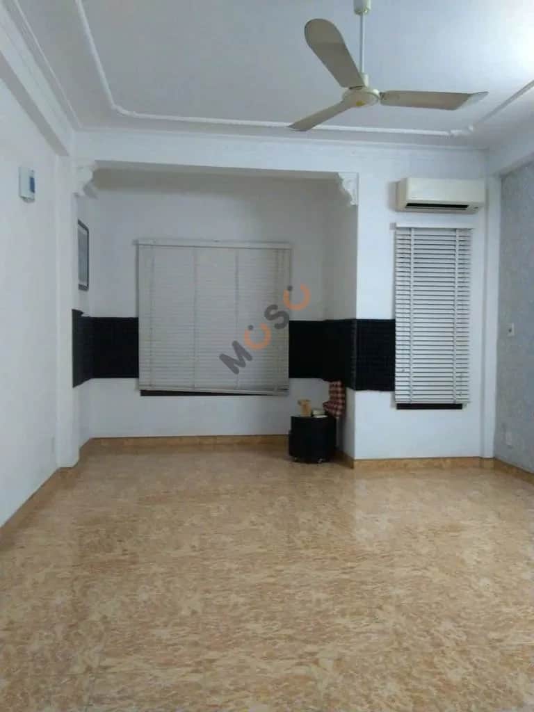 Cho thuê nhà hẻm Đường Nguyễn Văn Mai Quận 3, TP.HCM – 7 phòng ngủ, giá 45 triệu Cho thuê nhà hẻm Đường Nguyễn Văn Mai Quận 3, TP.HCM – 7 phòng ngủ, giá 45 triệu