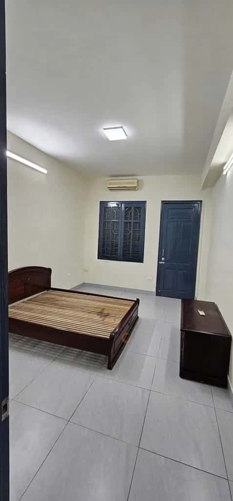 Cho thuê căn hộ chung cư Phố Láng Hạ Đống Đa, Hà Nội – 3 phòng ngủ, giá 15 triệu — Hình 2 Cho thuê căn hộ chung cư Phố Láng Hạ Đống Đa, Hà Nội – 3 phòng ngủ, giá 15 triệu — Hình 2