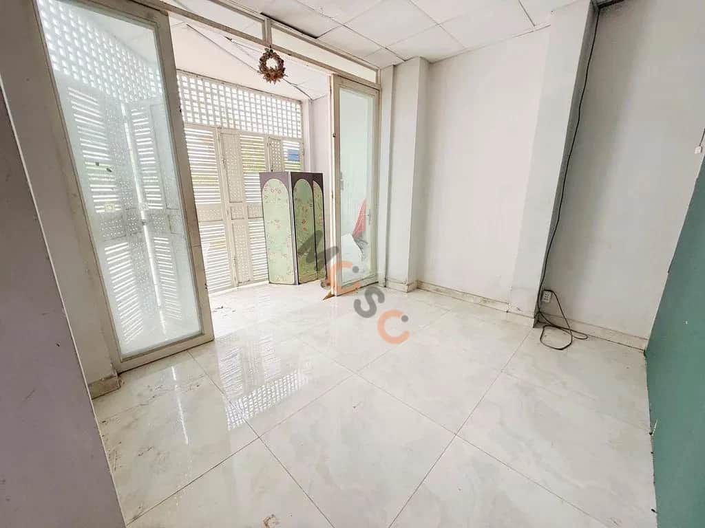 Cho thuê nhà mặt tiền Đường Âu Cơ Quận Tân Phú, TP.HCM – 1 phòng ngủ, giá 5.5 triệu Cho thuê nhà mặt tiền Đường Âu Cơ Quận Tân Phú, TP.HCM – 1 phòng ngủ, giá 5.5 triệu