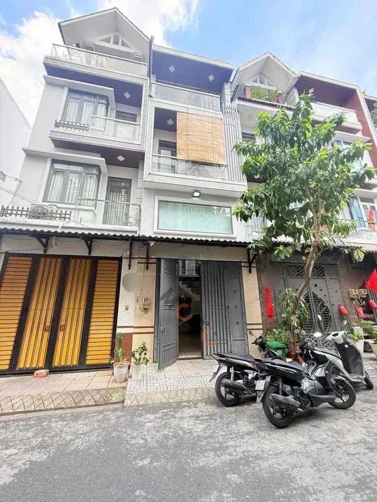 Cho thuê nhà mặt tiền Đường Lê Văn Việt Quận 9 cũ, TP.HCM – 3 phòng ngủ, giá 12 triệu — Hình 2 Cho thuê nhà mặt tiền Đường Lê Văn Việt Quận 9 cũ, TP.HCM – 3 phòng ngủ, giá 12 triệu — Hình 2