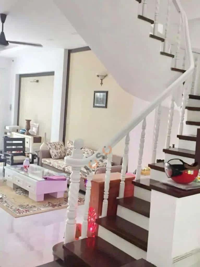 Cho thuê nhà hẻm Đường D7 Quận 7, TP.HCM – 3 phòng ngủ, giá 20 triệu — Hình 2 Cho thuê nhà hẻm Đường D7 Quận 7, TP.HCM – 3 phòng ngủ, giá 20 triệu — Hình 2