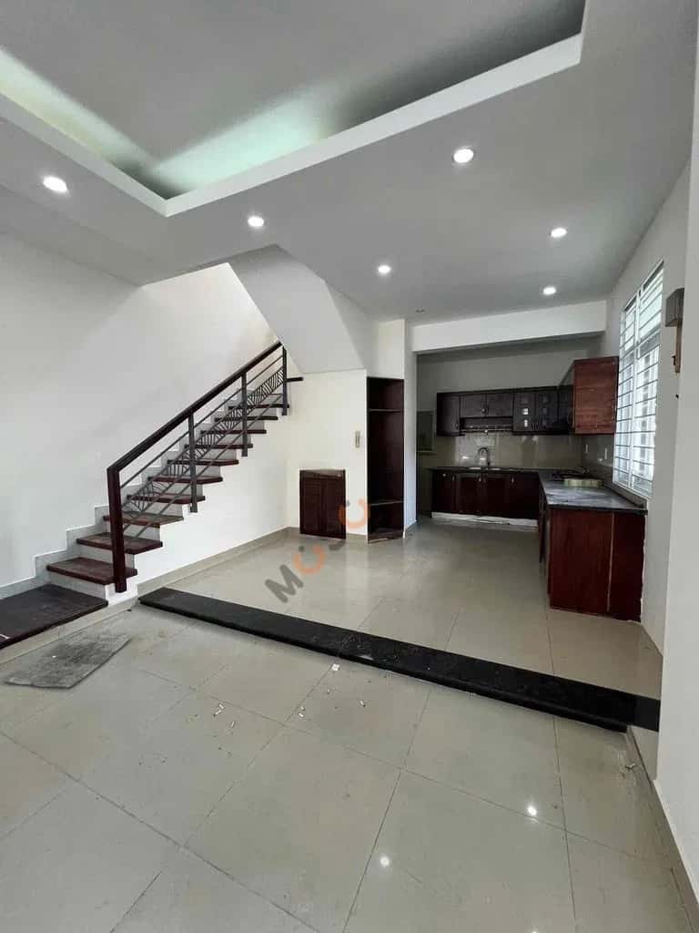 Cho thuê nhà mặt tiền Đường số 53 Quận Bình Tân, TP.HCM – 6 phòng ngủ, giá 18 triệu — Hình 2 Cho thuê nhà mặt tiền Đường số 53 Quận Bình Tân, TP.HCM – 6 phòng ngủ, giá 18 triệu — Hình 2