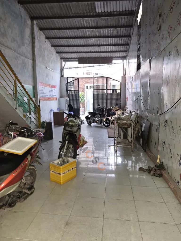 Cho thuê nhà hẻm Đường Trường Học Thành phố Dĩ An, TP.HCM – 3 phòng ngủ, giá 9 triệu — Hình 2 Cho thuê nhà hẻm Đường Trường Học Thành phố Dĩ An, TP.HCM – 3 phòng ngủ, giá 9 triệu — Hình 2