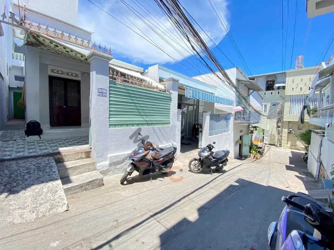 Bán nhà hẻm đường Ngô Đến Thành phố Nha Trang, Khánh Hòa – 2 phòng ngủ, giá 2.9 tỷ Bán nhà hẻm đường Ngô Đến Thành phố Nha Trang, Khánh Hòa – 2 phòng ngủ, giá 2.9 tỷ